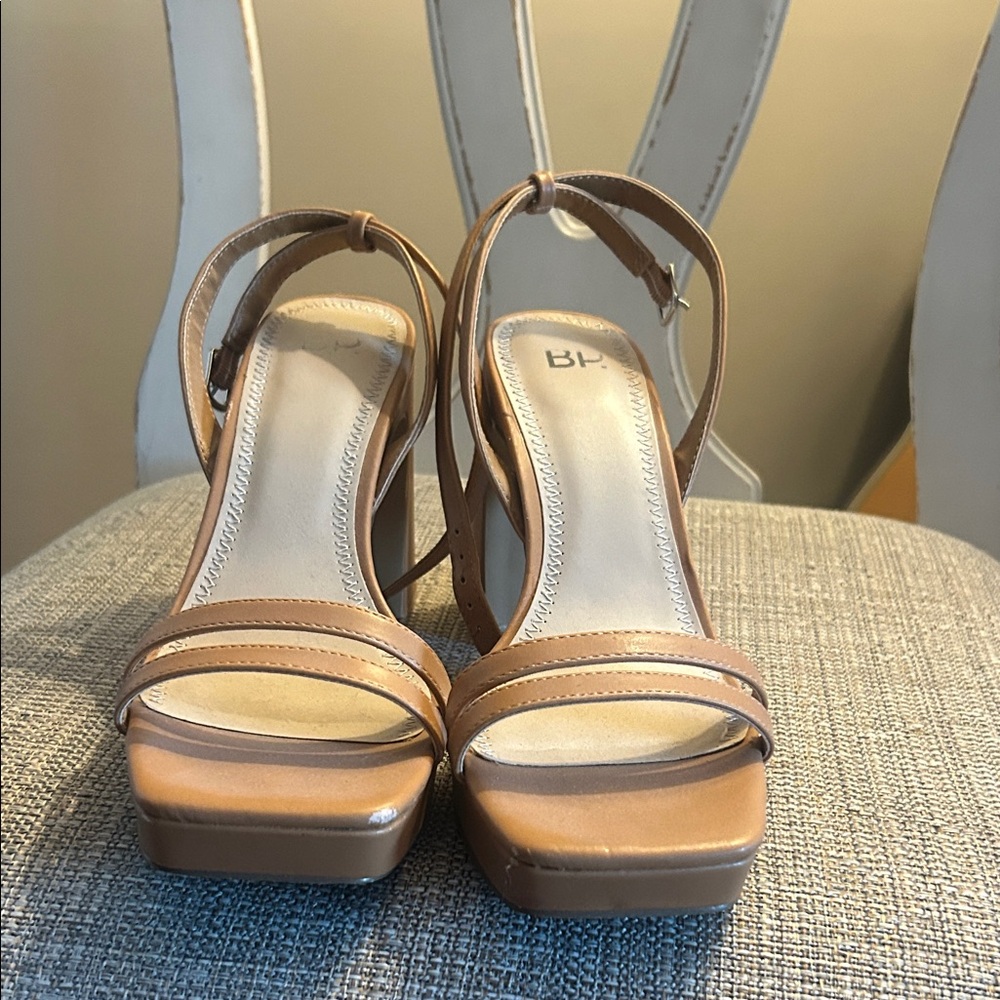 Tan Women's Strappy Sandals